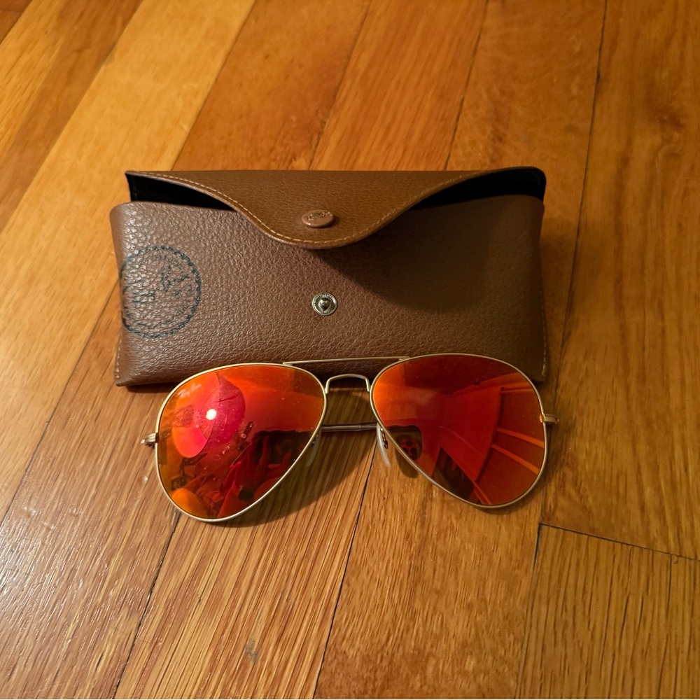 Ray-Ban Aviator Sunglasses with Case